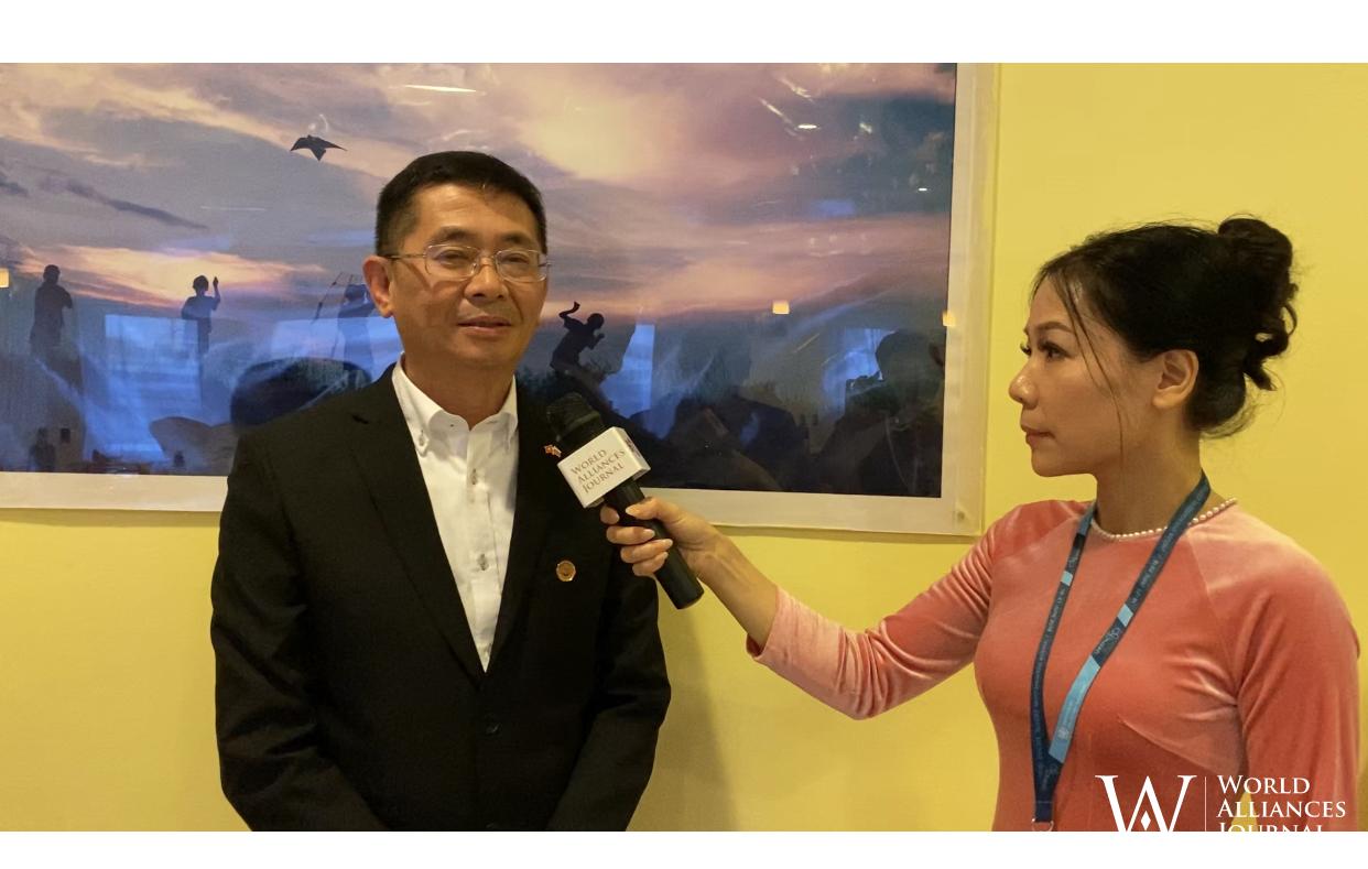 Đại sứ Nguyễn Tuấn, Đại sứ đặc mệnh toàn quyền nước Cộng hoà xã hội chủ nghĩa Việt Nam tại Slovakia.jpg