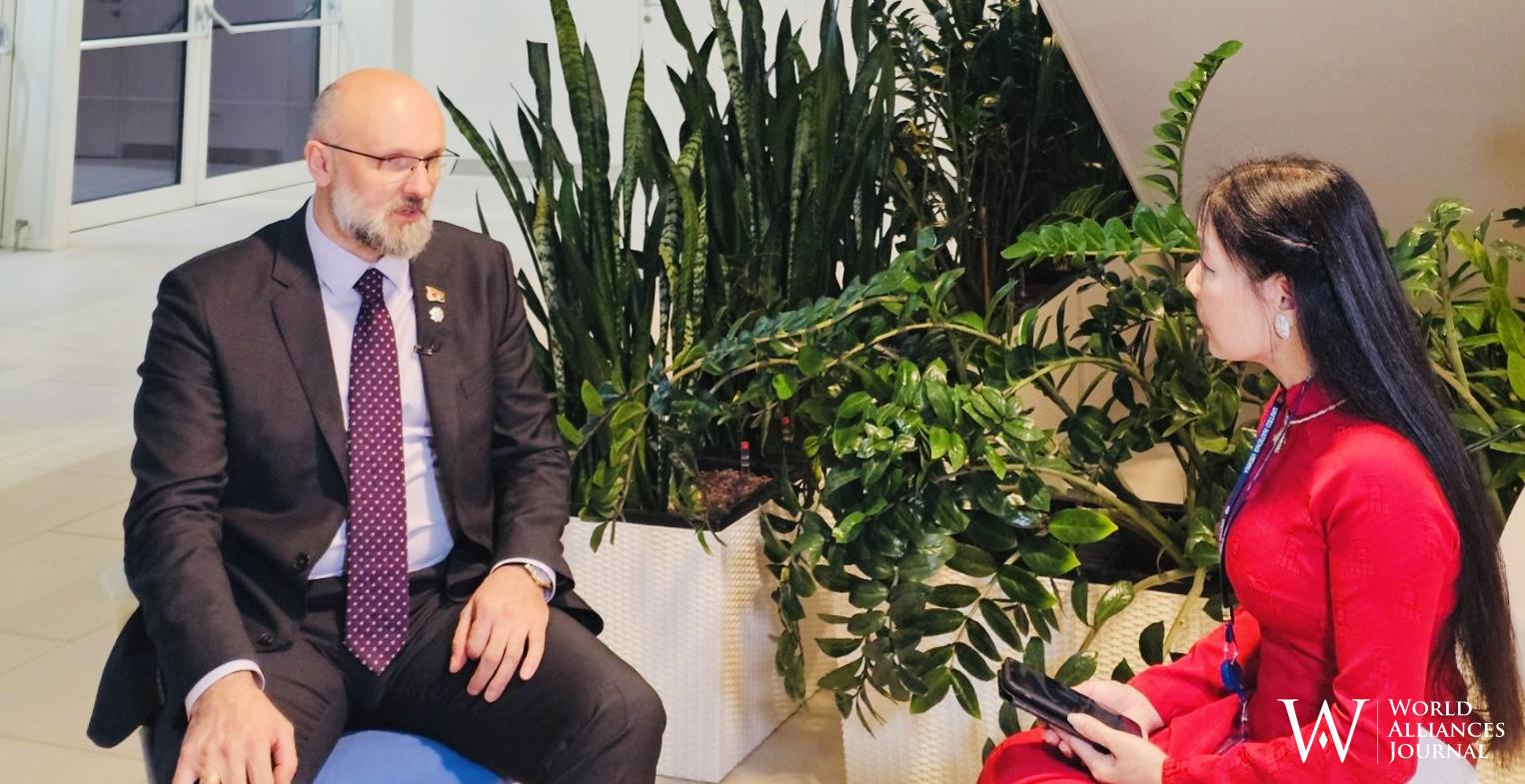 3.Mr Igor Sekreta-Dr Yen.JPEG