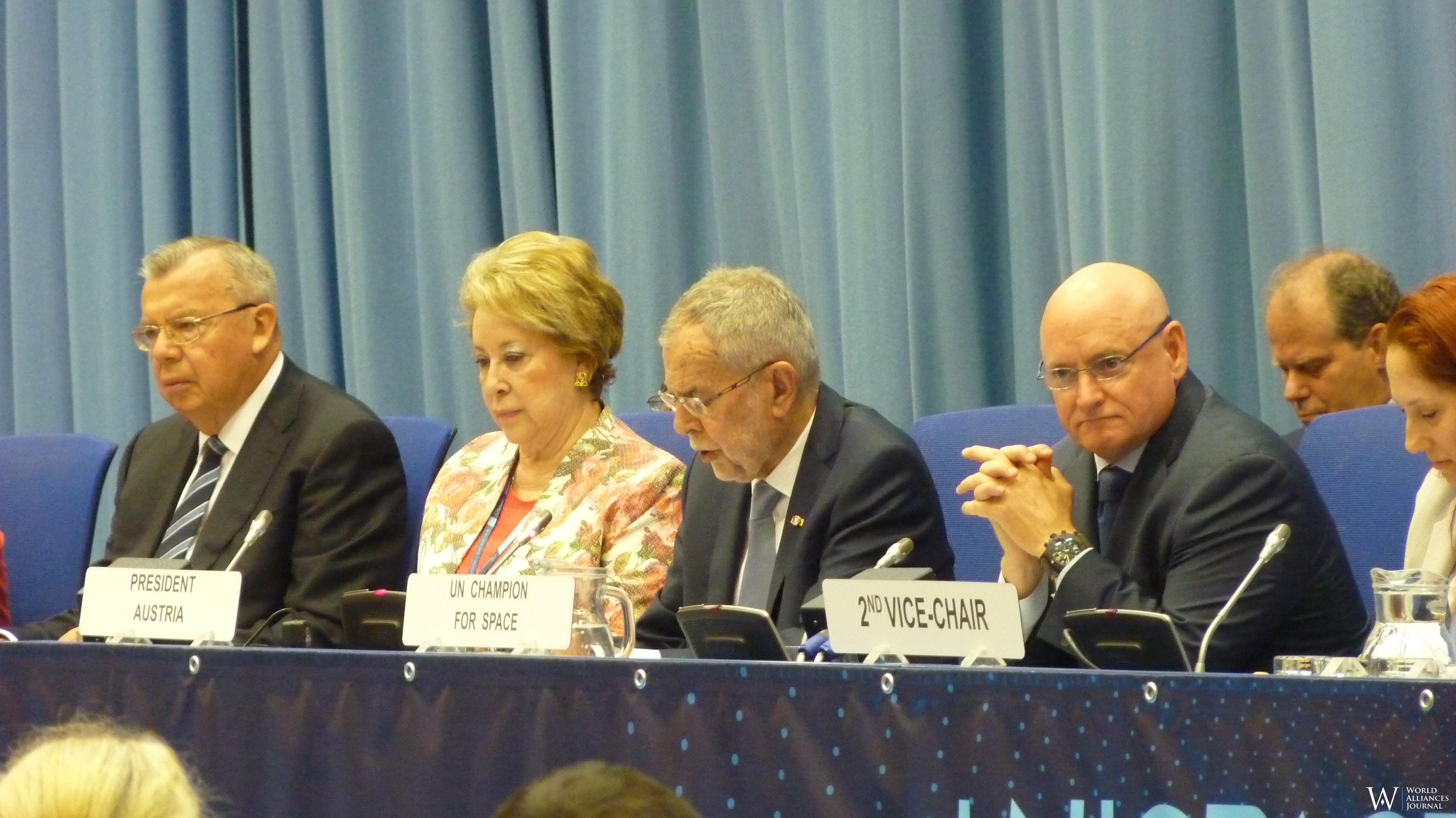 Scott Kelly-UNISPACE+50 (18-23.6.2018)-UN Vienna.JPG